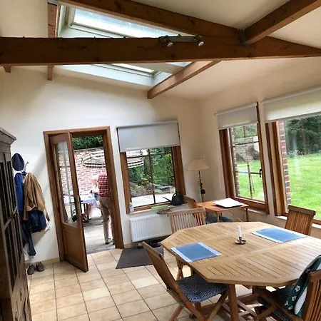 Les Ruisseaux * Жедин