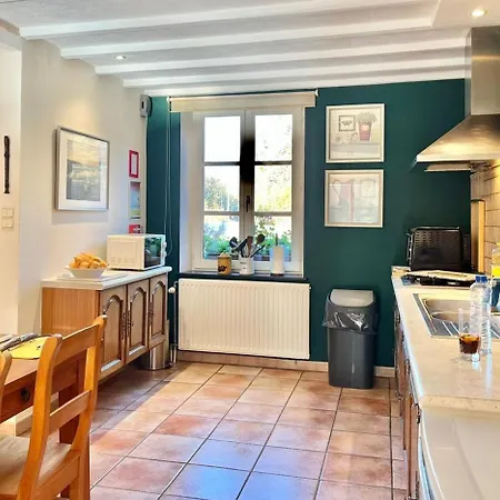 Les Ruisseaux Дом отдыха Жедин